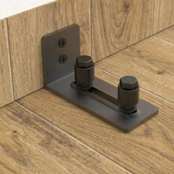 Prowadnik duży obejmujący loft czarny